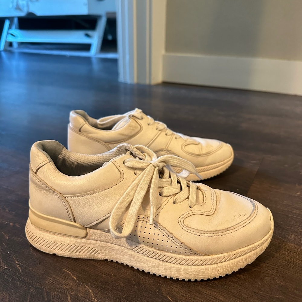 Everlane Court Sneakers - pink
